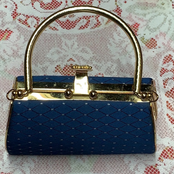 Cute brass and rhinestone purse - Picture 10 of 17